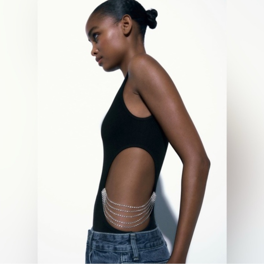 Elegant Black Cutout Top with Chain Detail